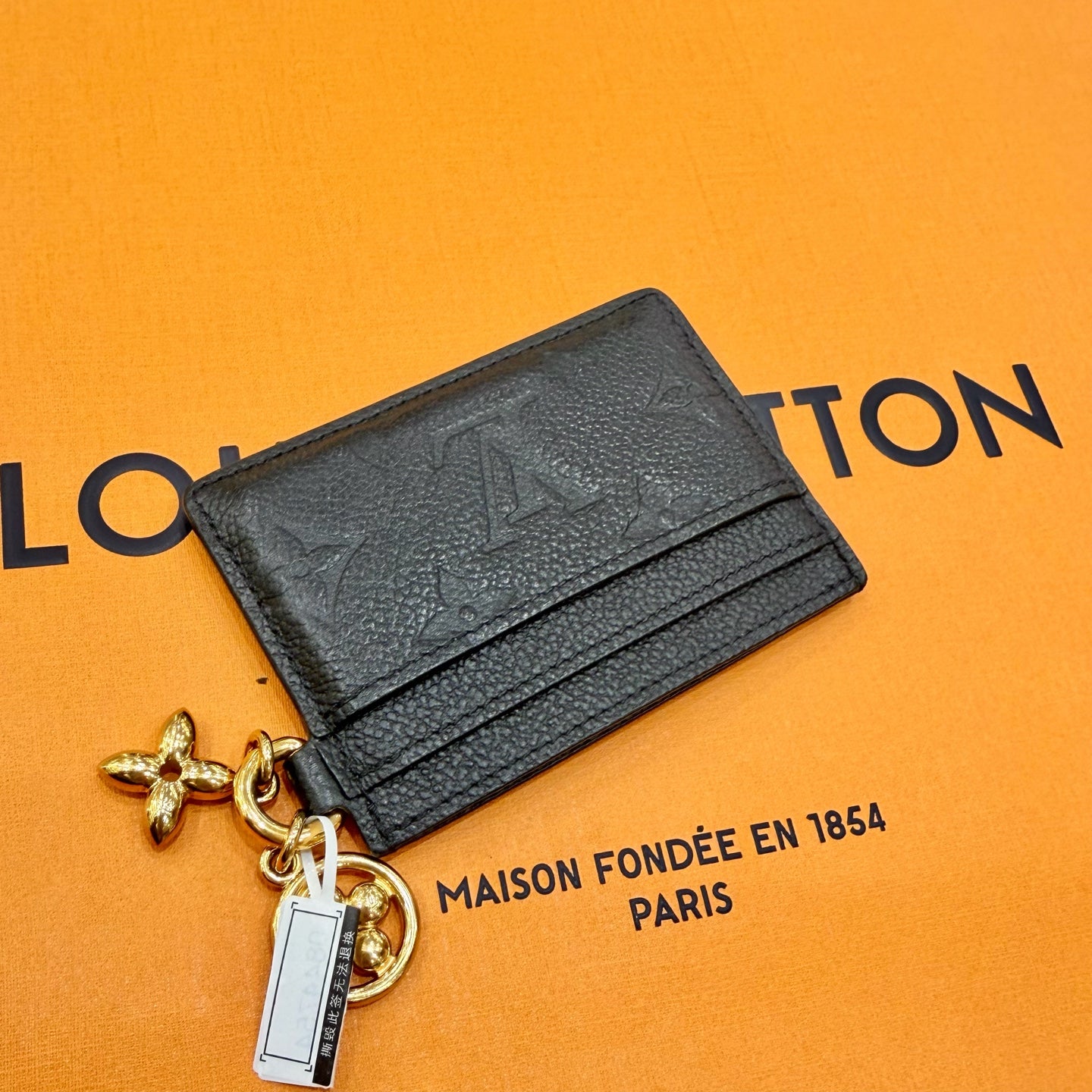 Louis Vuitton Black 10.2 x 7.3 x 0.3