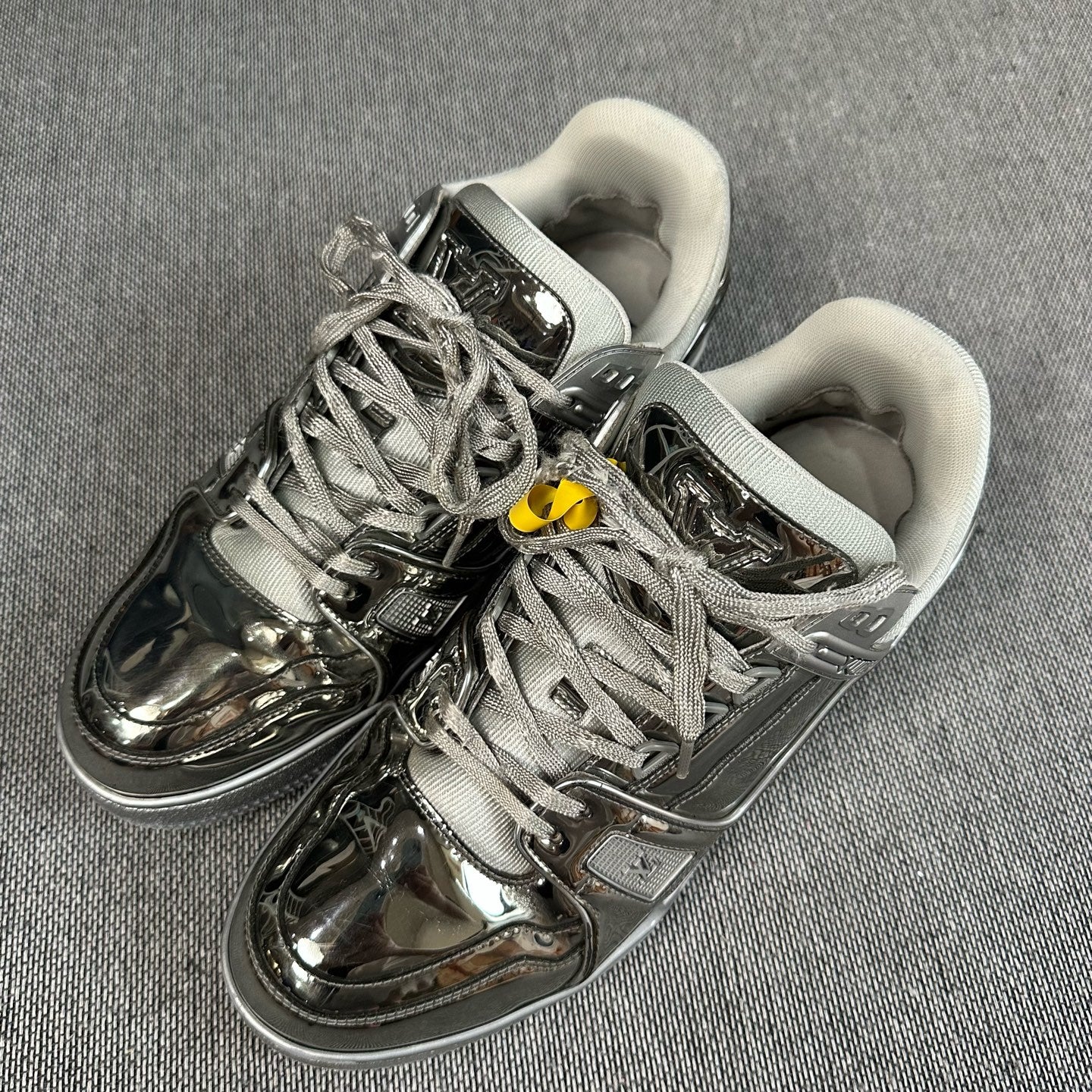 Louis Vuitton Leather Silver Skate shoes