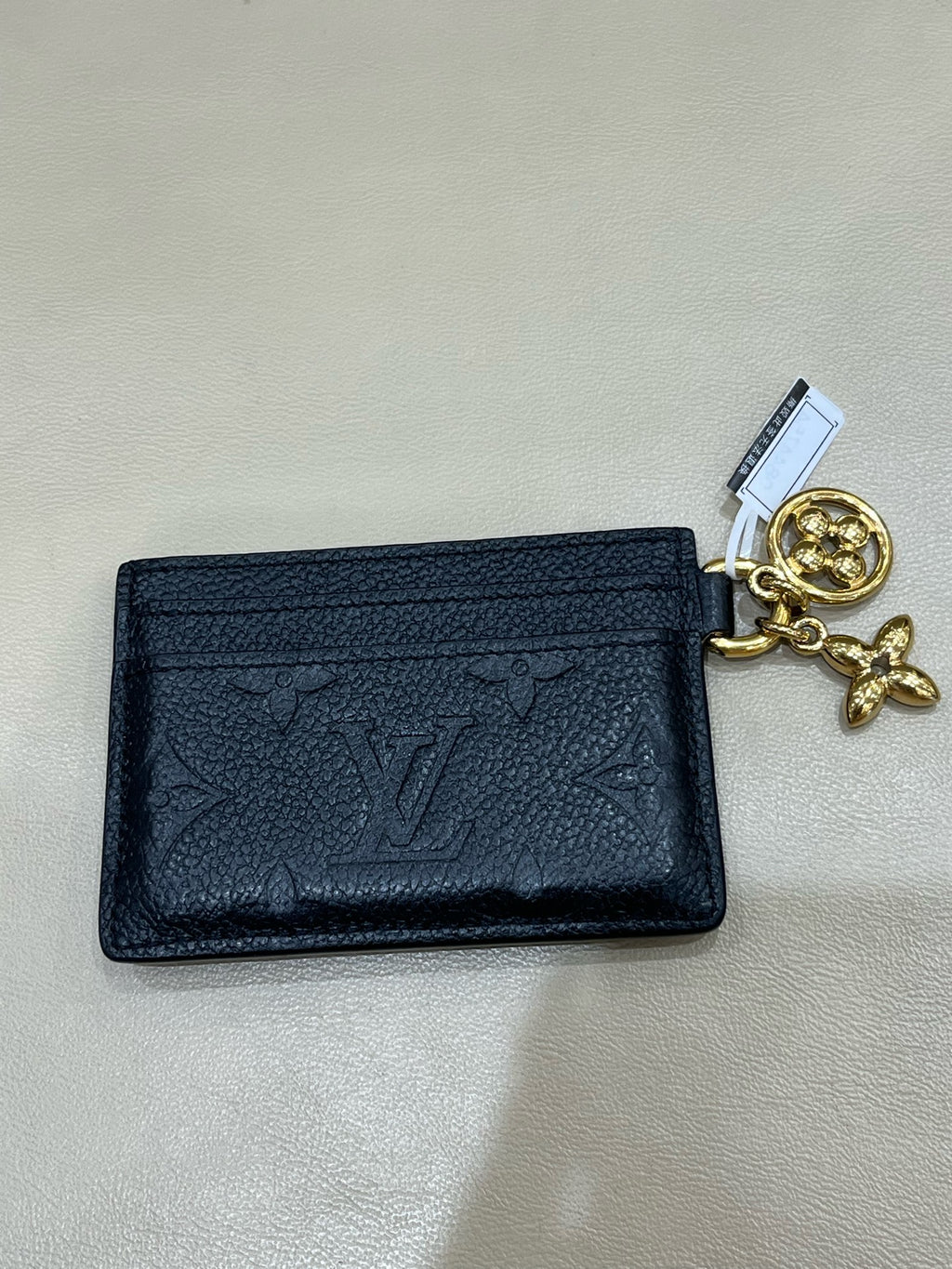 Louis Vuitton Black 10.2 x 7.3 x 0.3
