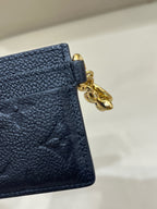 Louis Vuitton Black 10.2 x 7.3 x 0.3