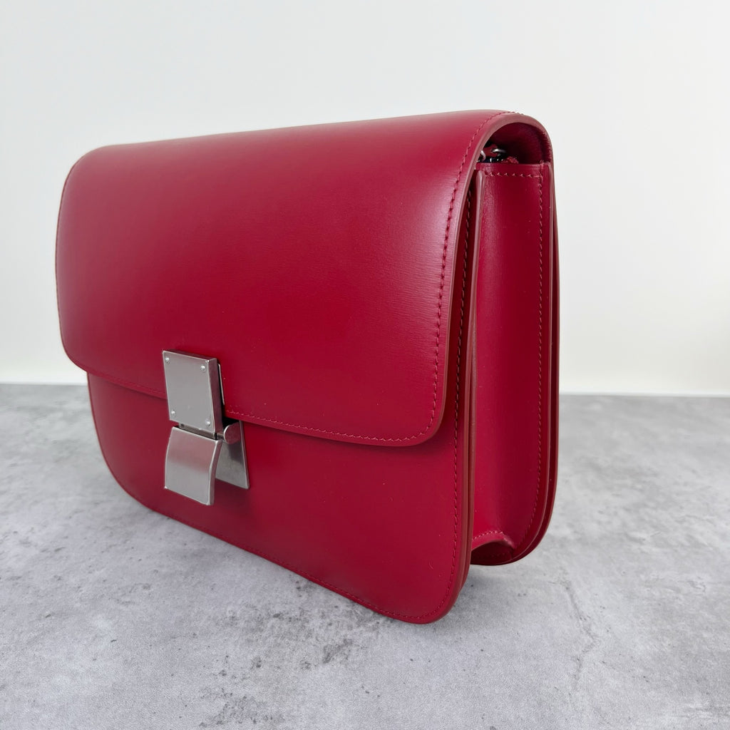 Celine Classic Medium-Size Polished Calfskin Handbag Leather Red 189173DLS.27ED