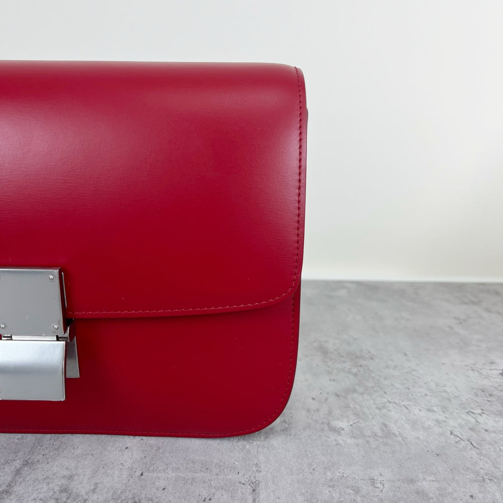 Celine Classic Medium-Size Polished Calfskin Handbag Leather Red 189173DLS.27ED