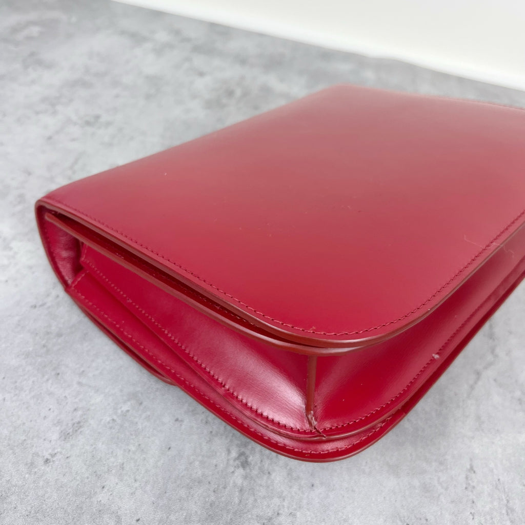 Celine Classic Medium-Size Polished Calfskin Handbag Leather Red 189173DLS.27ED
