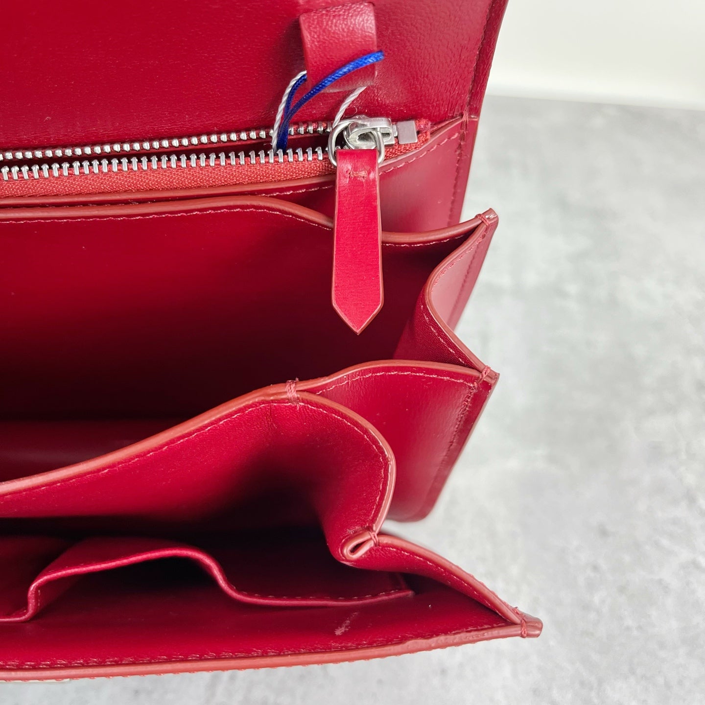 Celine Classic Medium-Size Polished Calfskin Handbag Leather Red 189173DLS.27ED
