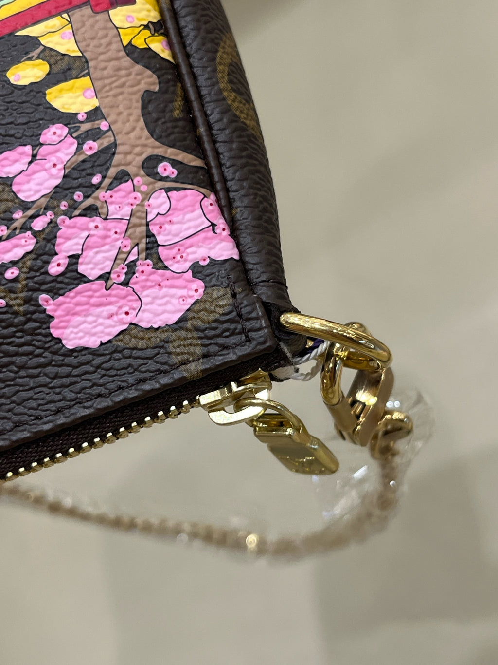 Louis Vuitton M45905