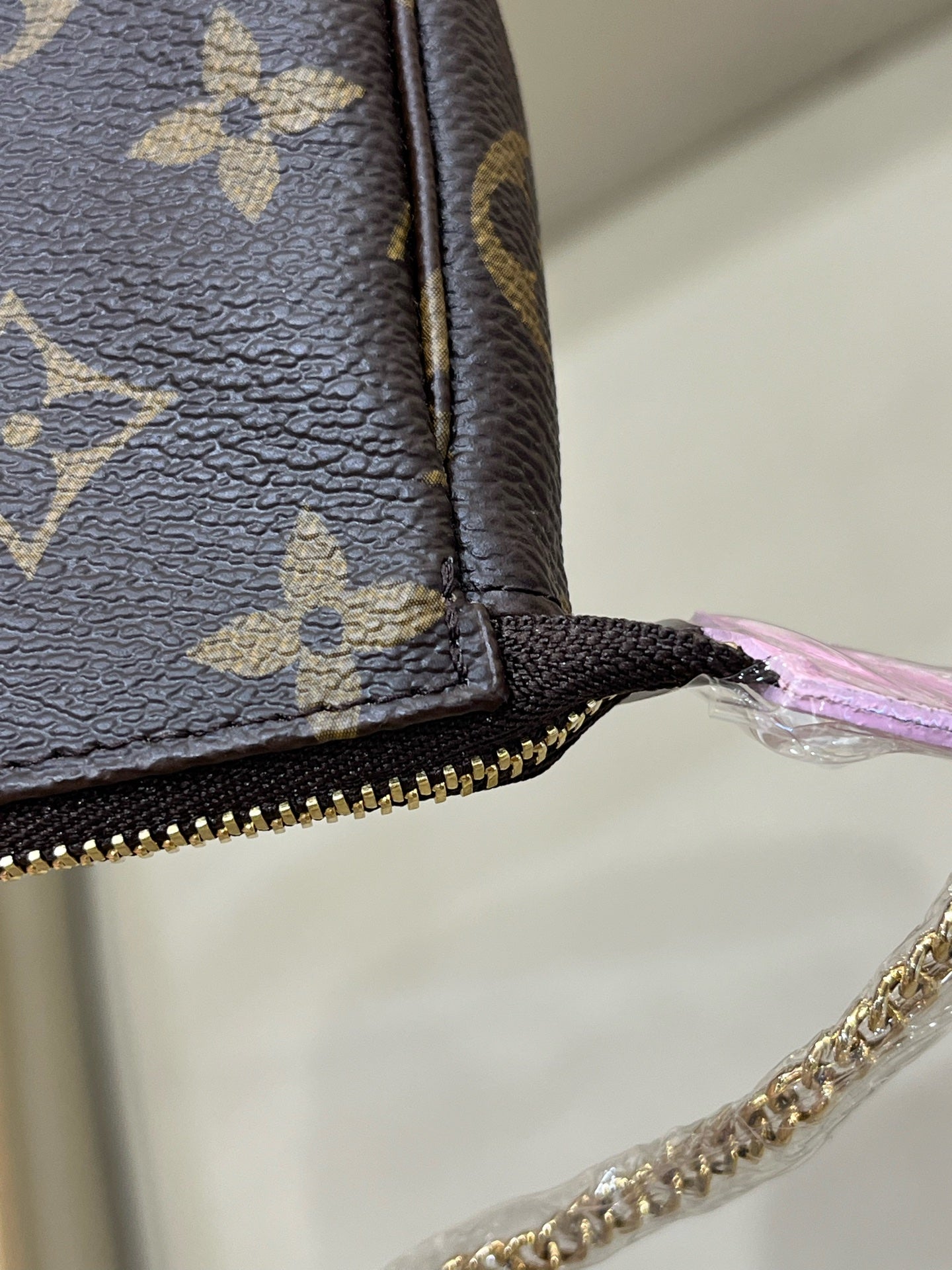 Louis Vuitton M45905