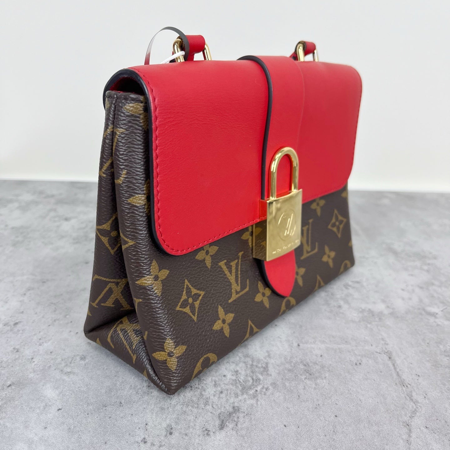 Louis Vuitton M44322