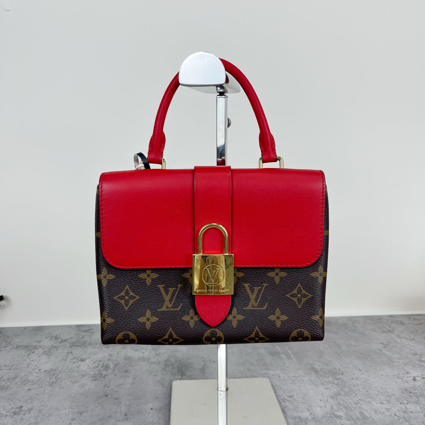 Louis Vuitton M44322