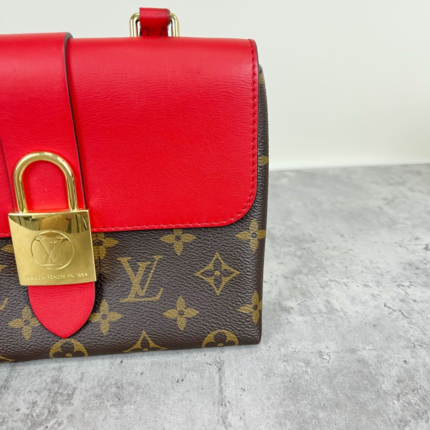 Louis Vuitton M44322