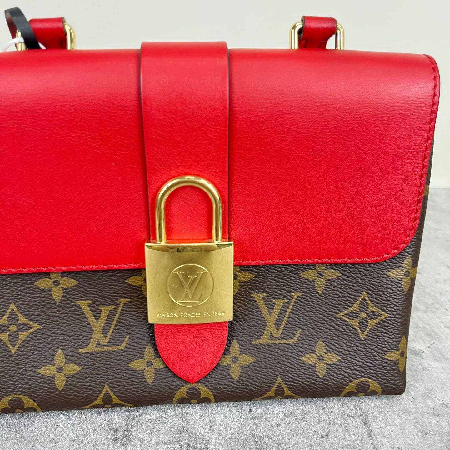 Louis Vuitton M44322