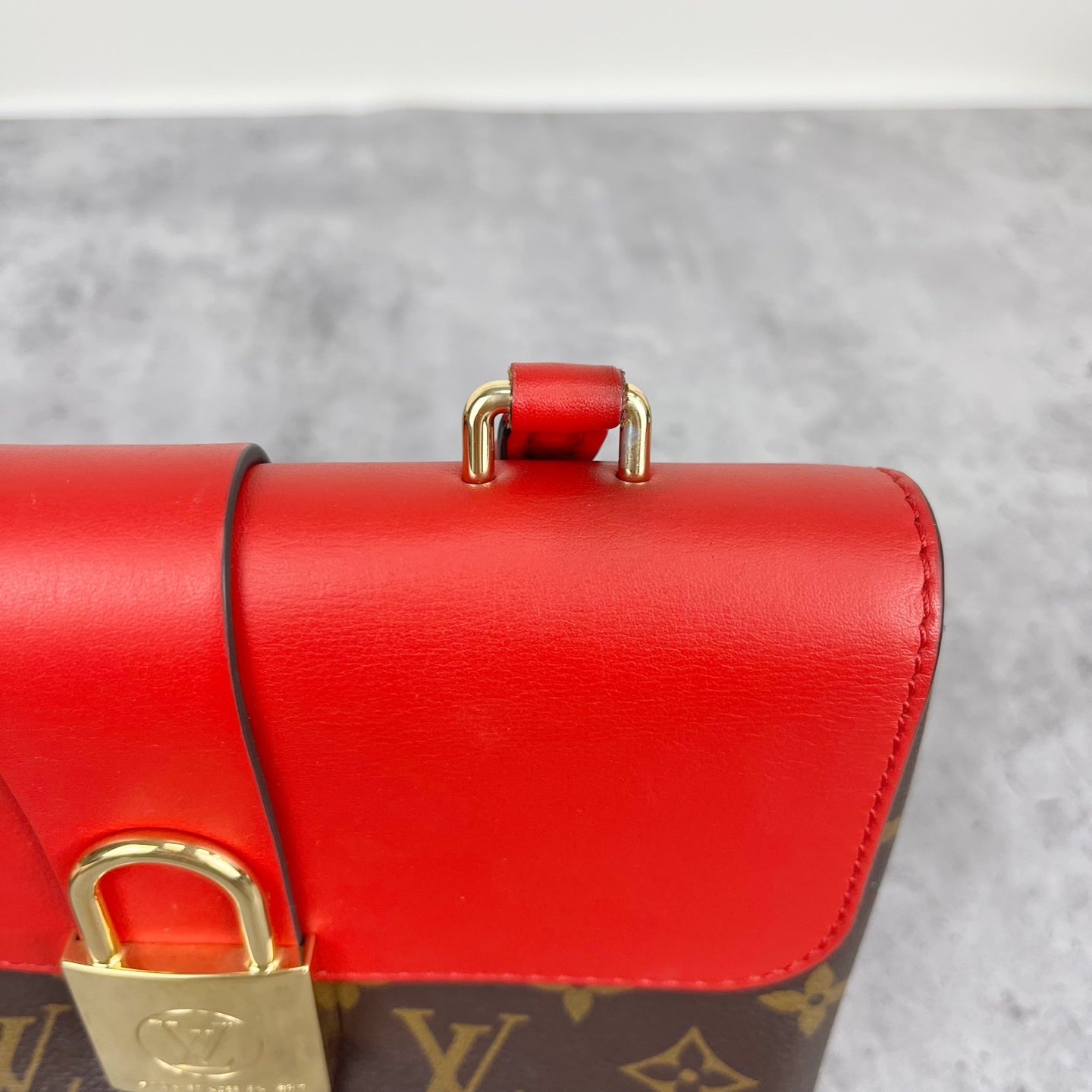 Louis Vuitton M44322