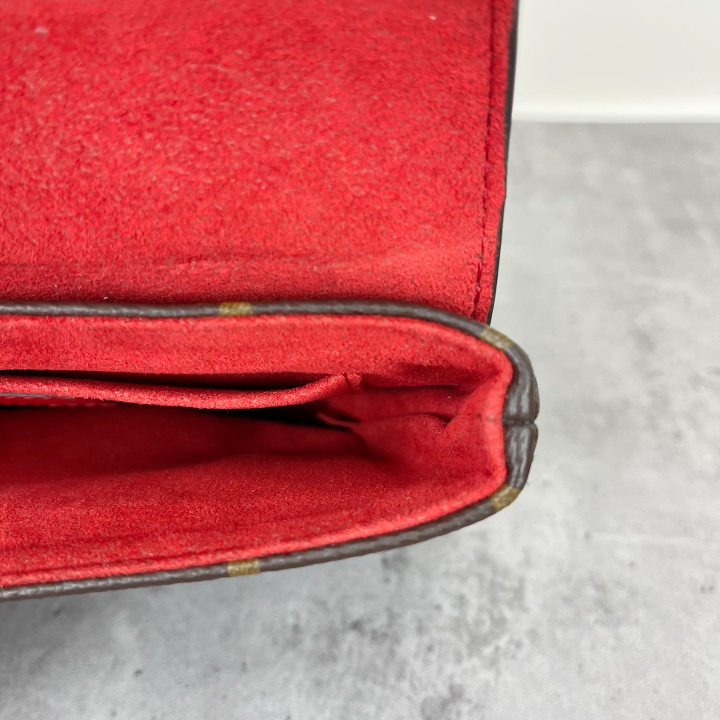 Louis Vuitton M44322