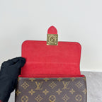 Louis Vuitton M44322