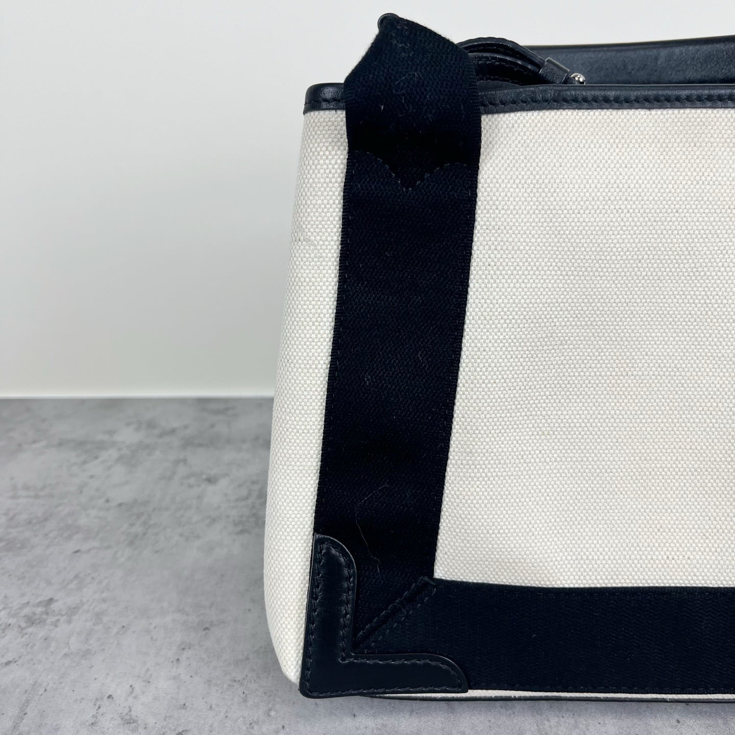 Balenciaga NAVY Canvas 3903462HH3N9260