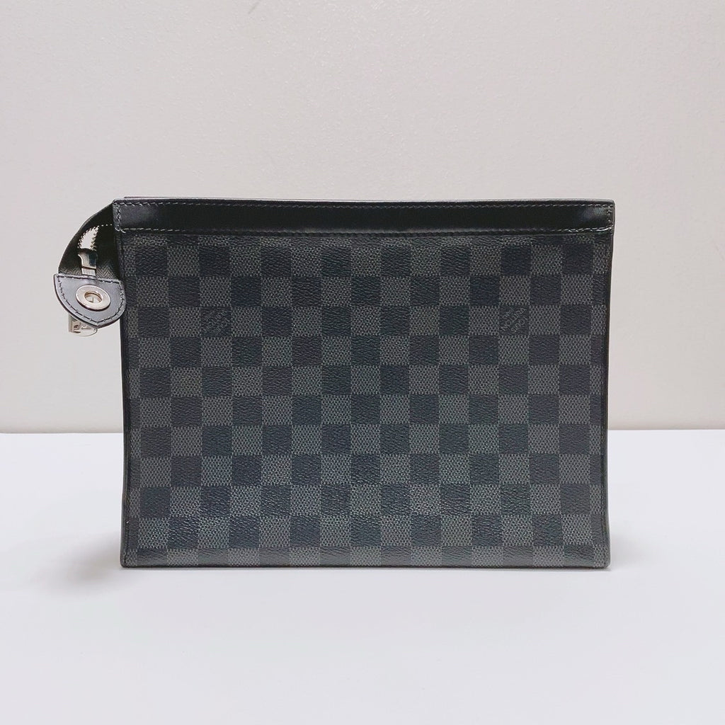 Louis Vuitton Clutch