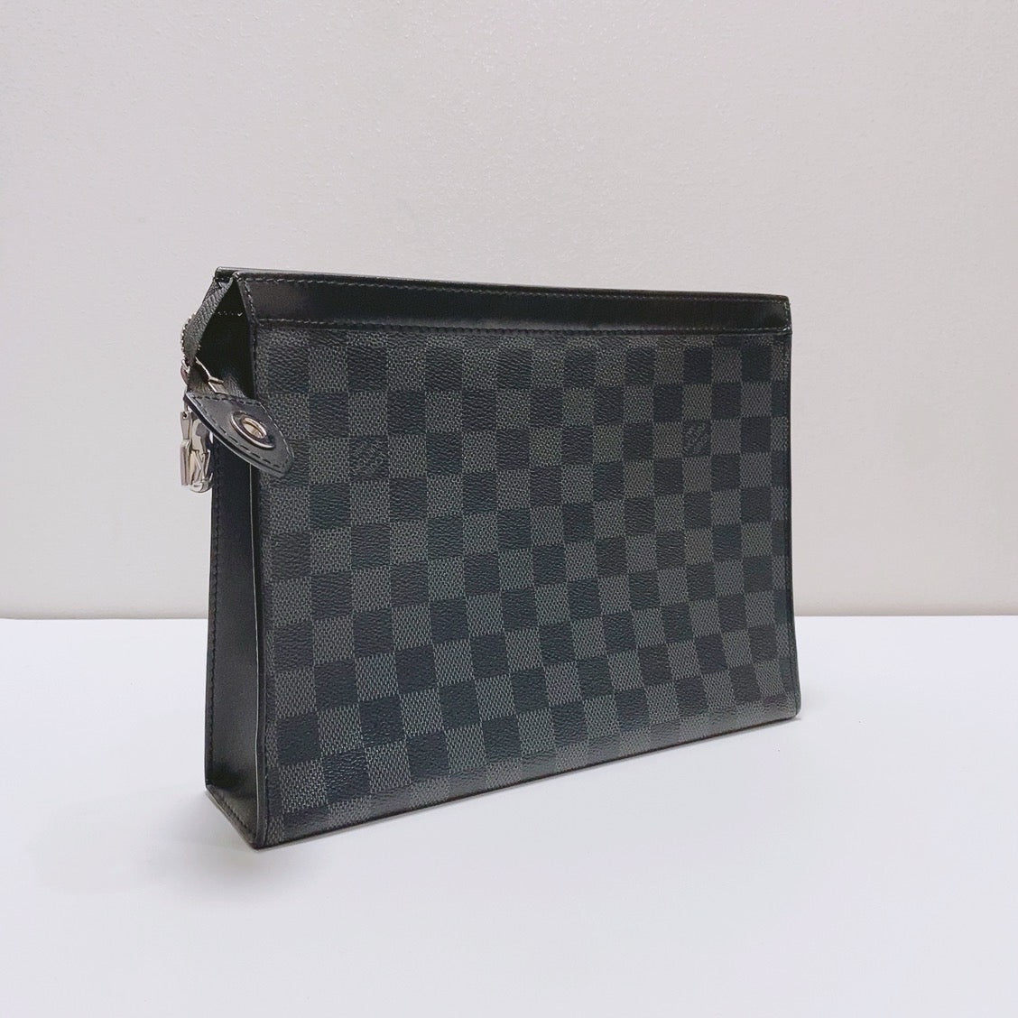Louis Vuitton Clutch