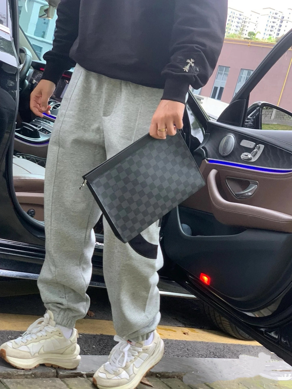 Louis Vuitton Clutch