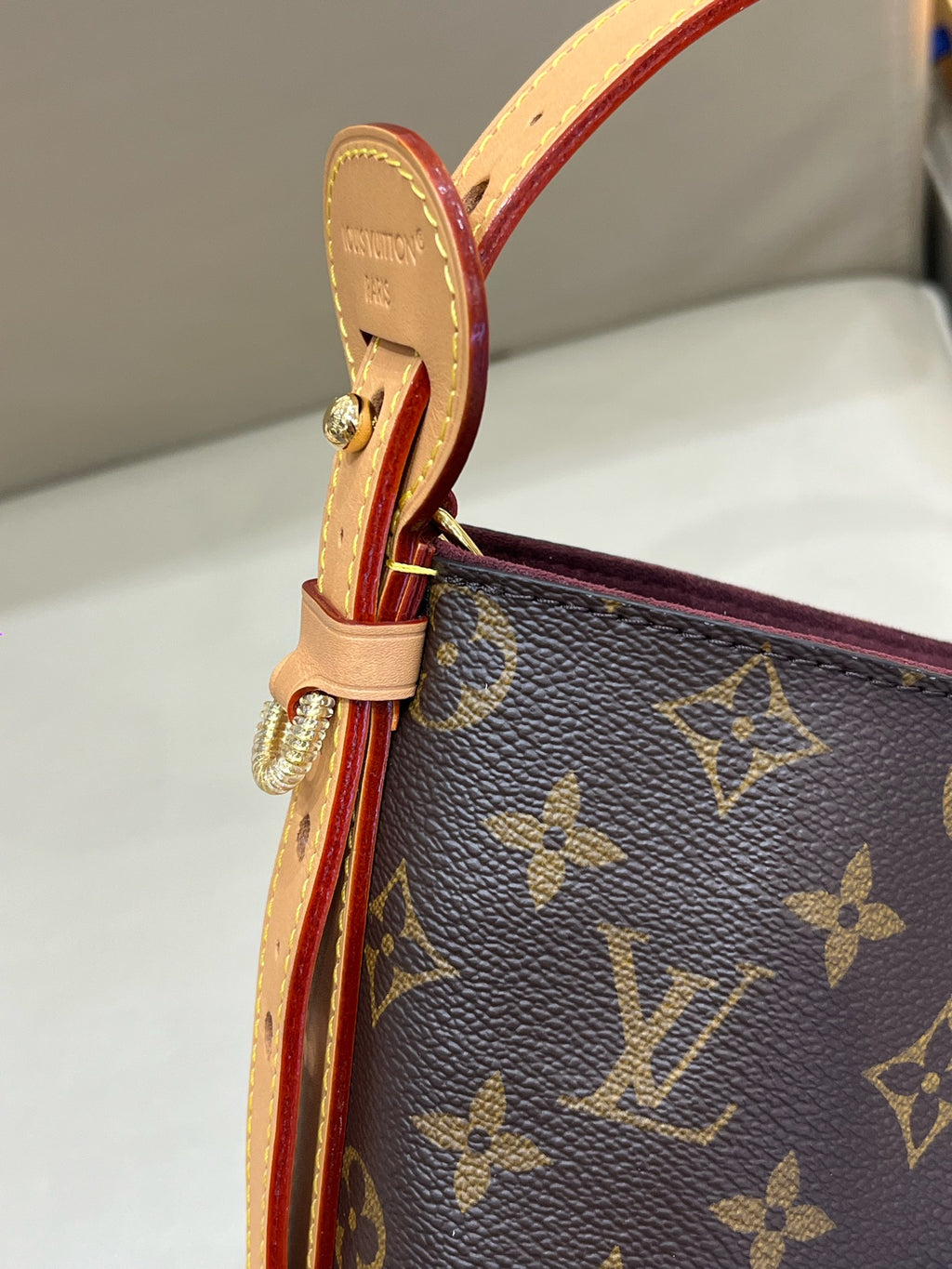 Louis Vuitton Crossbody