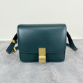 Celine Classic Medium-Size Polished Calfskin Handbag Green 189173DLS.31AN