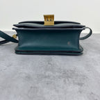 Celine Classic Medium-Size Polished Calfskin Handbag Green 189173DLS.31AN