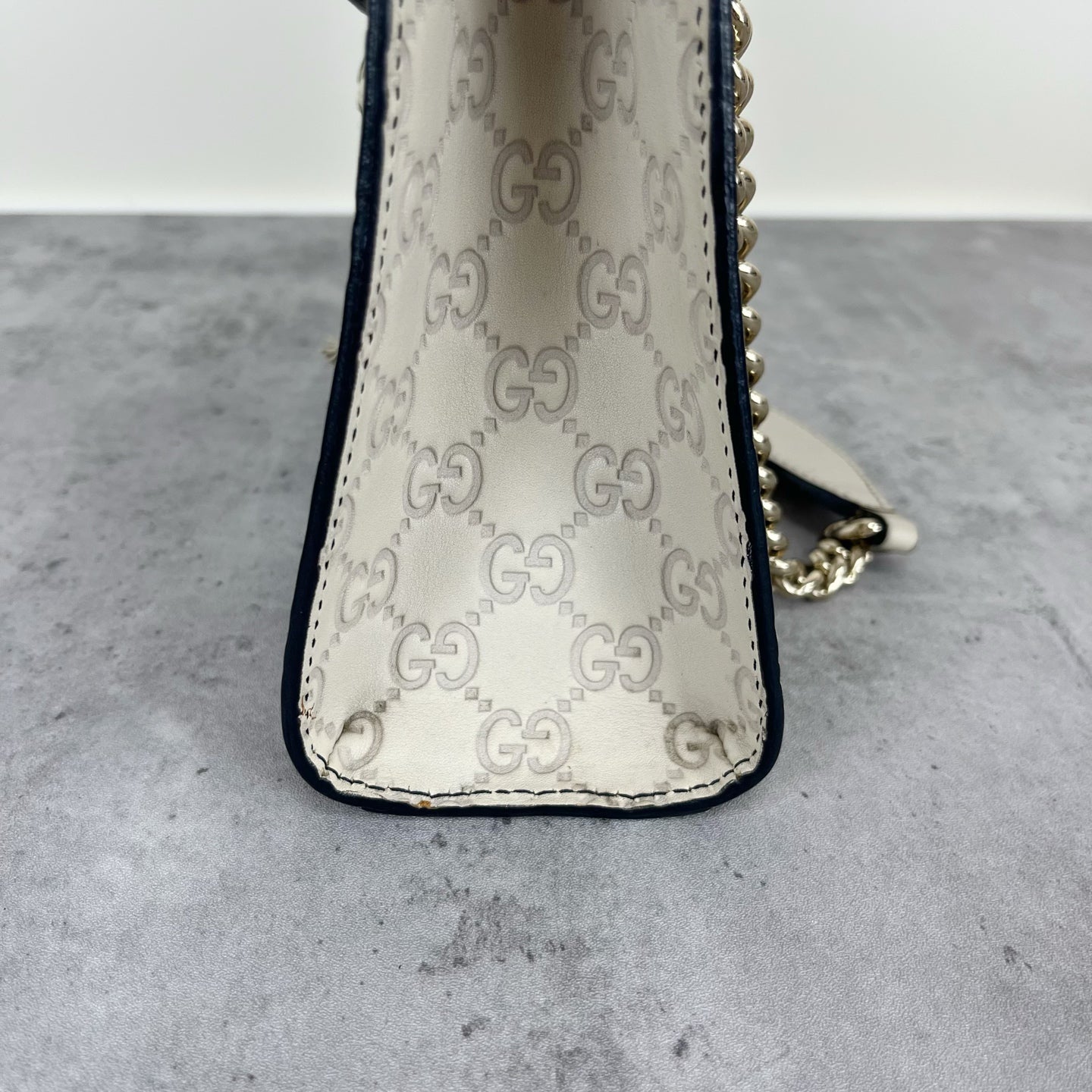 Gucci White