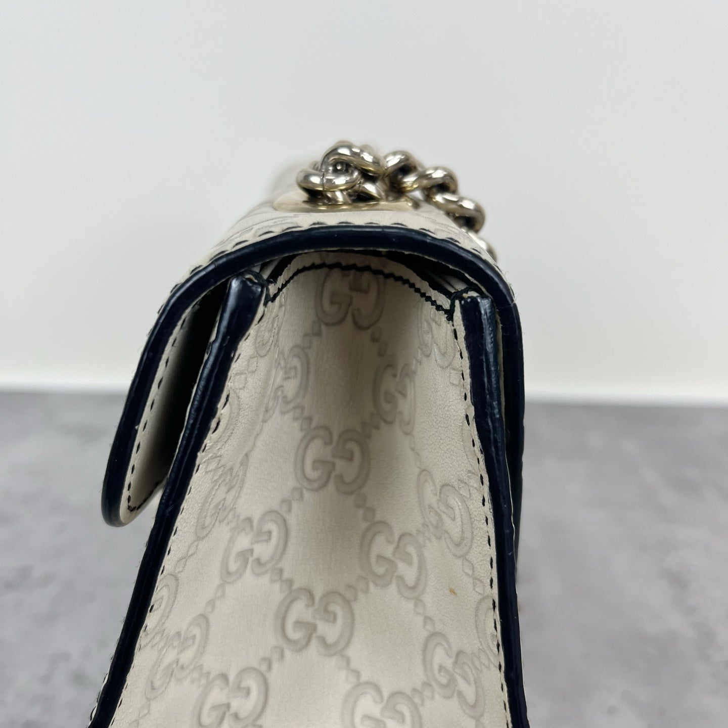 Gucci White