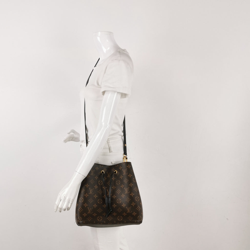 Louis Vuitton Néonoé Other Crossbody M44020