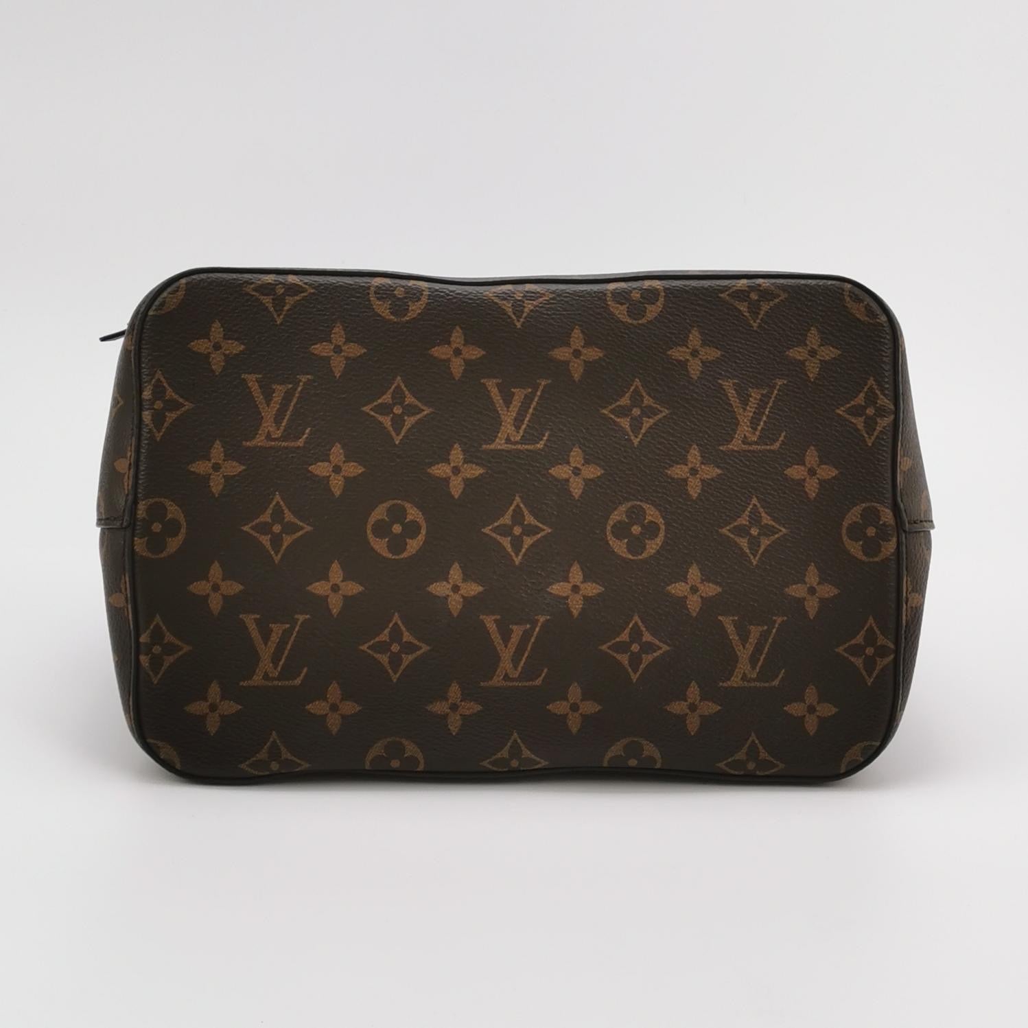 Louis Vuitton Néonoé Other Crossbody M44020