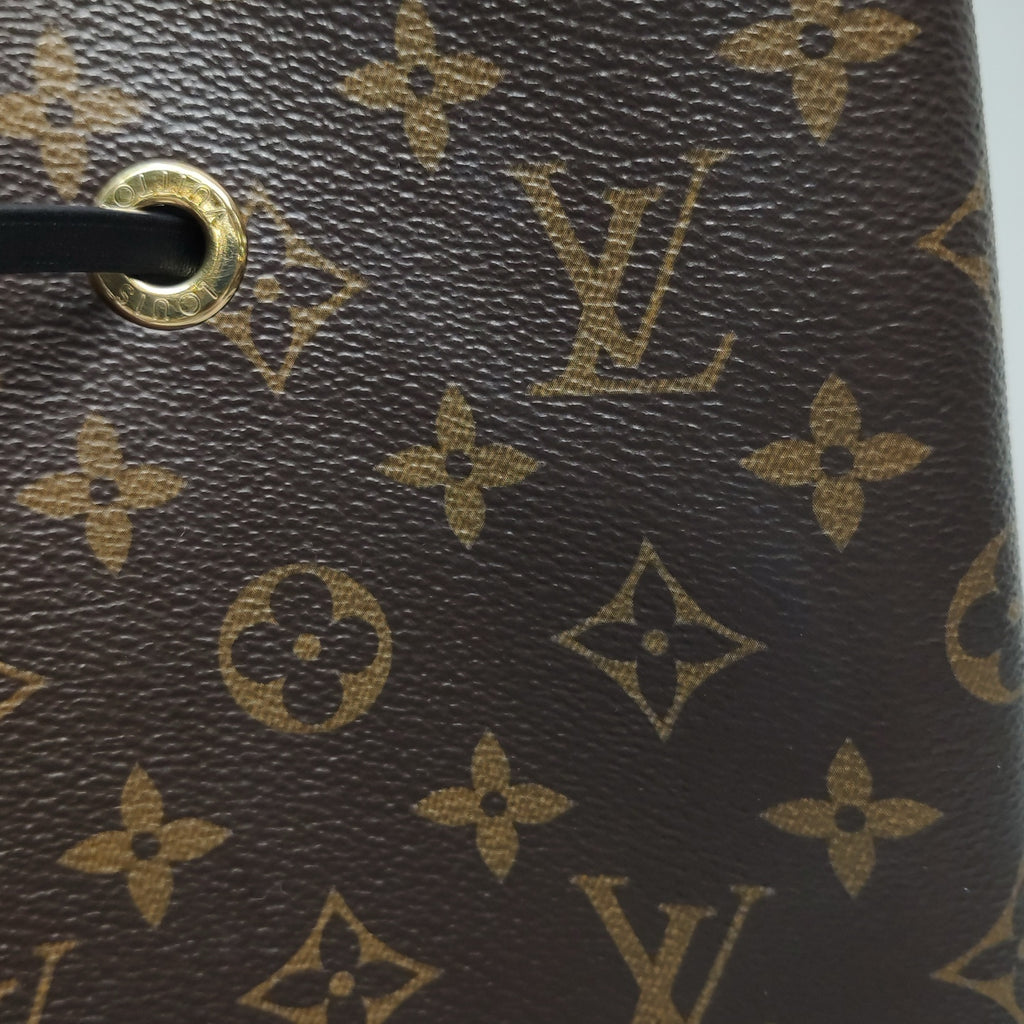 Louis Vuitton Néonoé Other Crossbody M44020