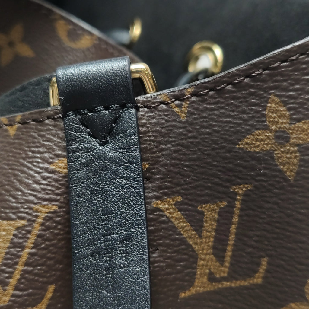 Louis Vuitton Néonoé Other Crossbody M44020