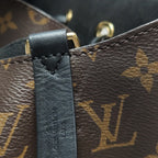 Louis Vuitton Néonoé Other Crossbody M44020
