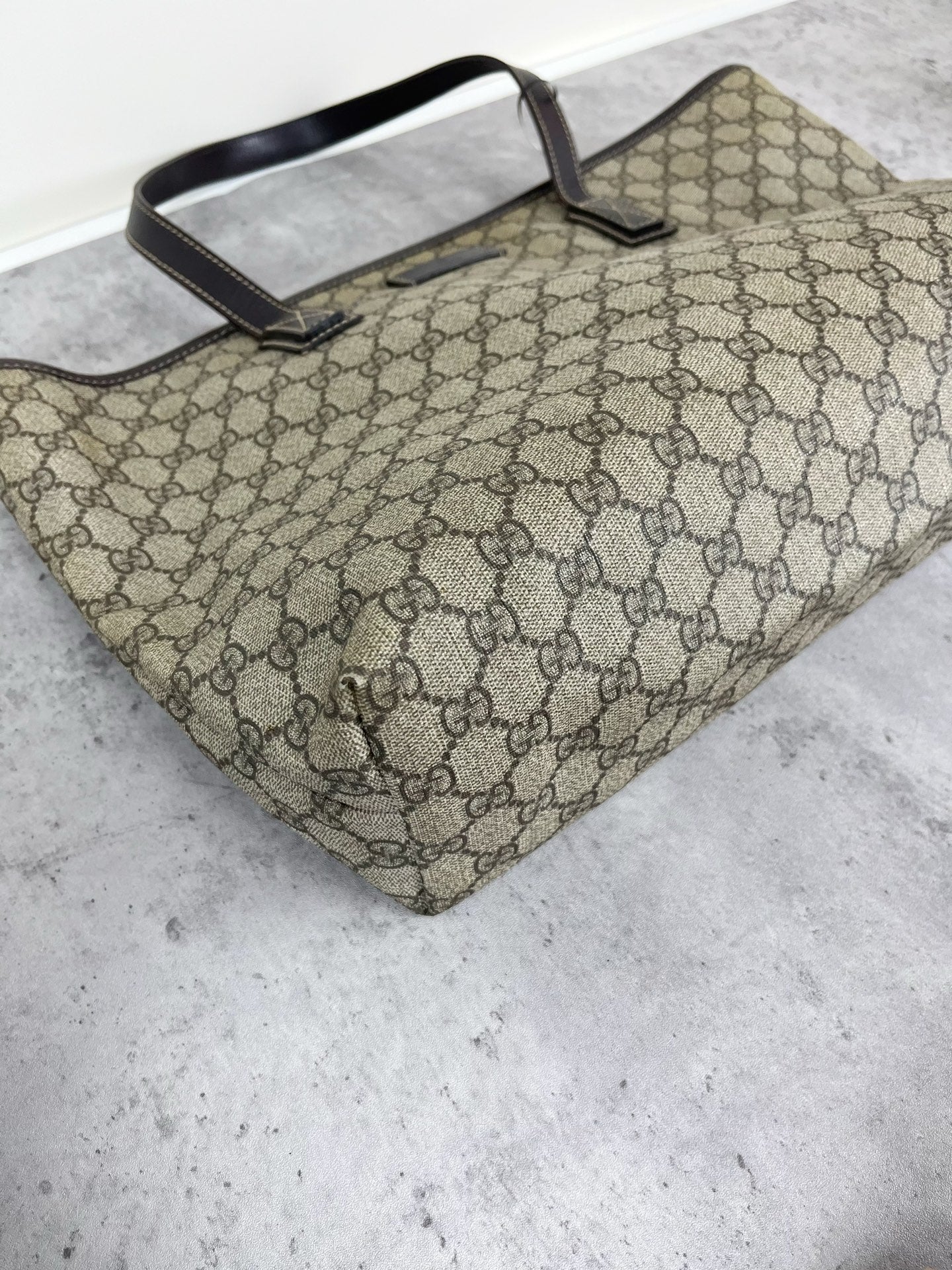 Gucci Shoulder Bag 211137-KGDHN-4075