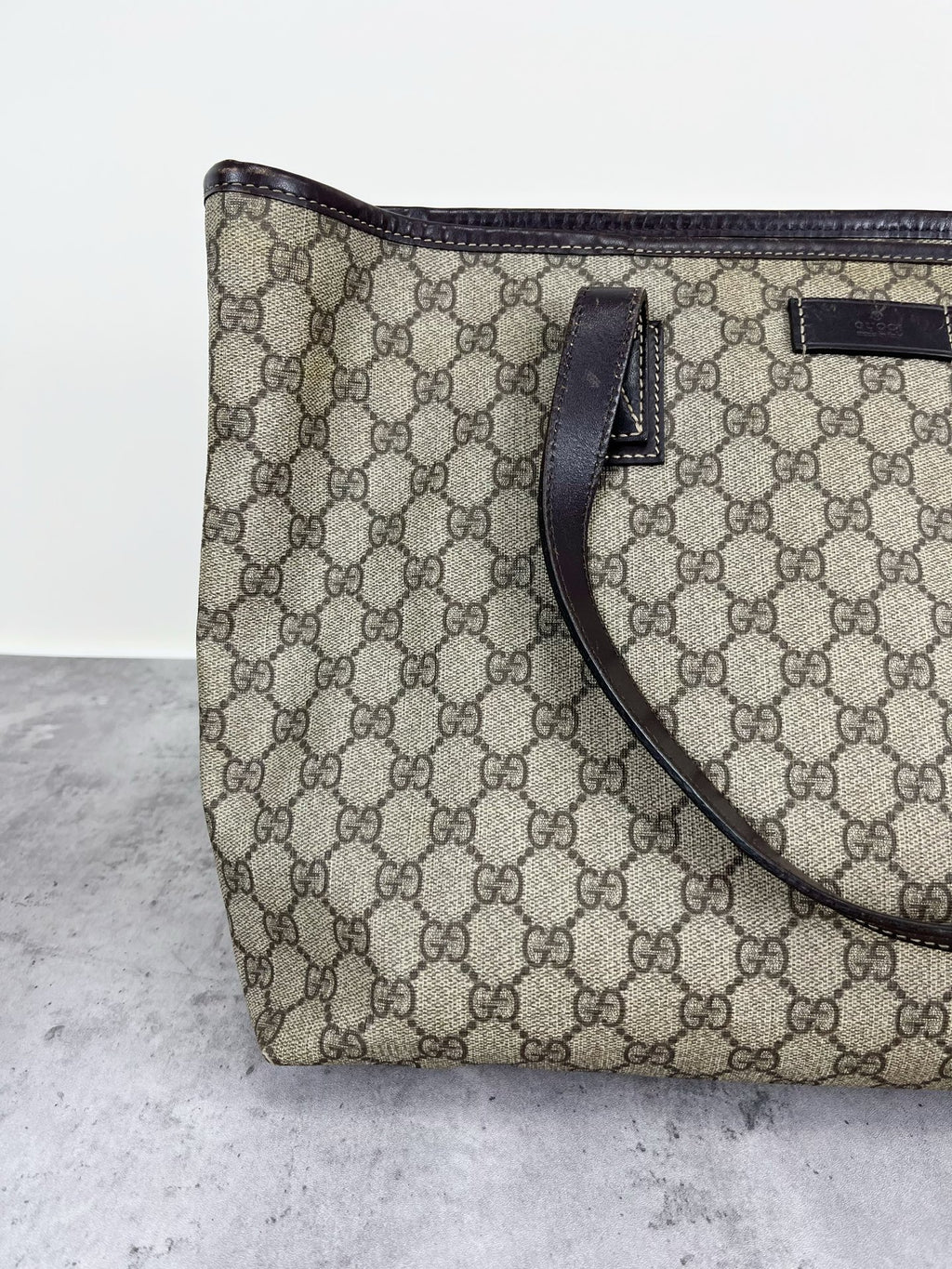 Gucci Shoulder Bag 211137-KGDHN-4075