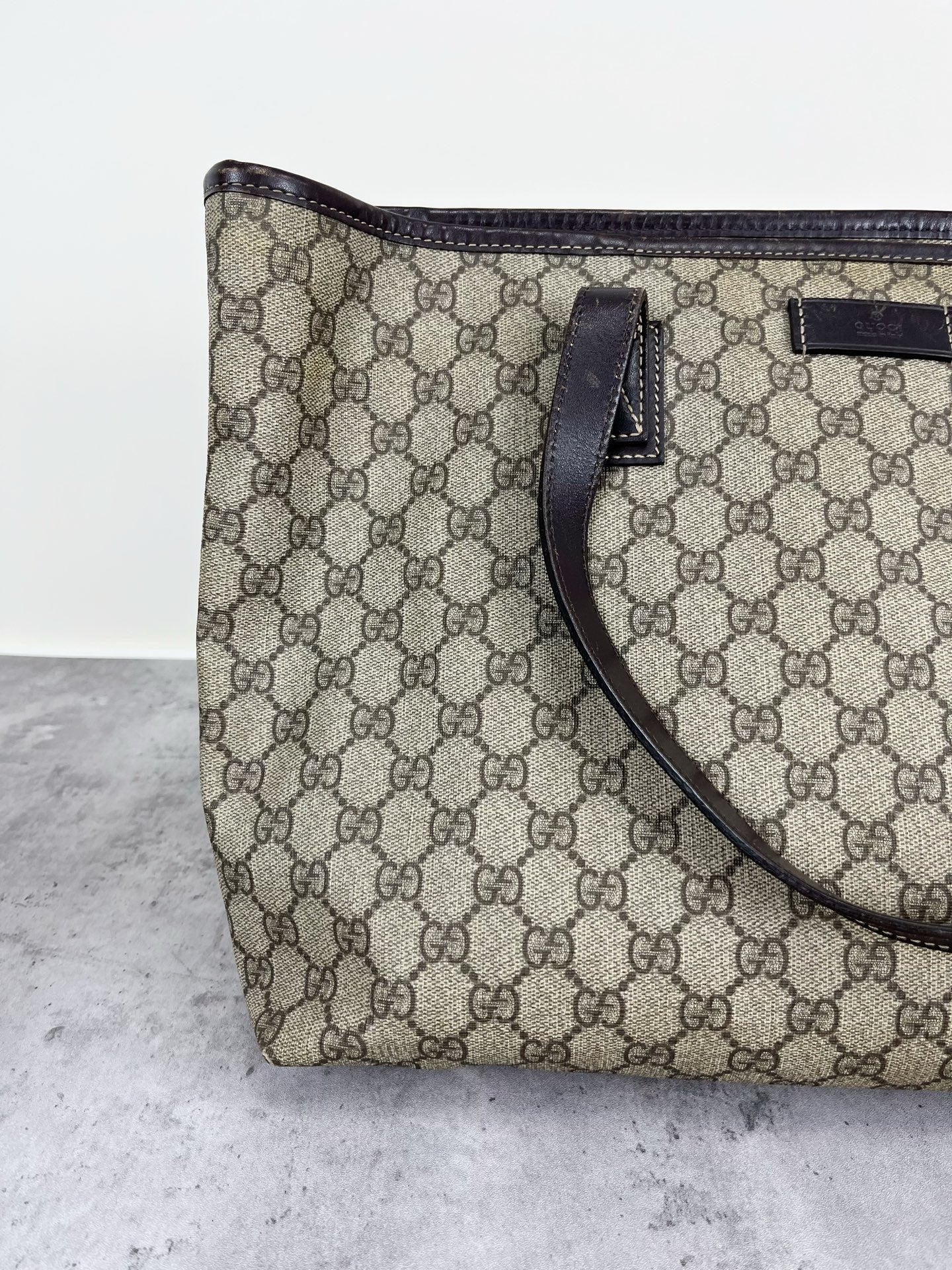 Gucci Shoulder Bag 211137-KGDHN-4075