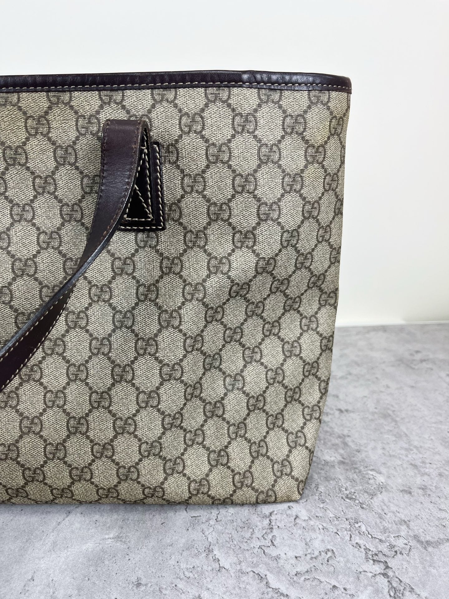 Gucci Shoulder Bag 211137-KGDHN-4075