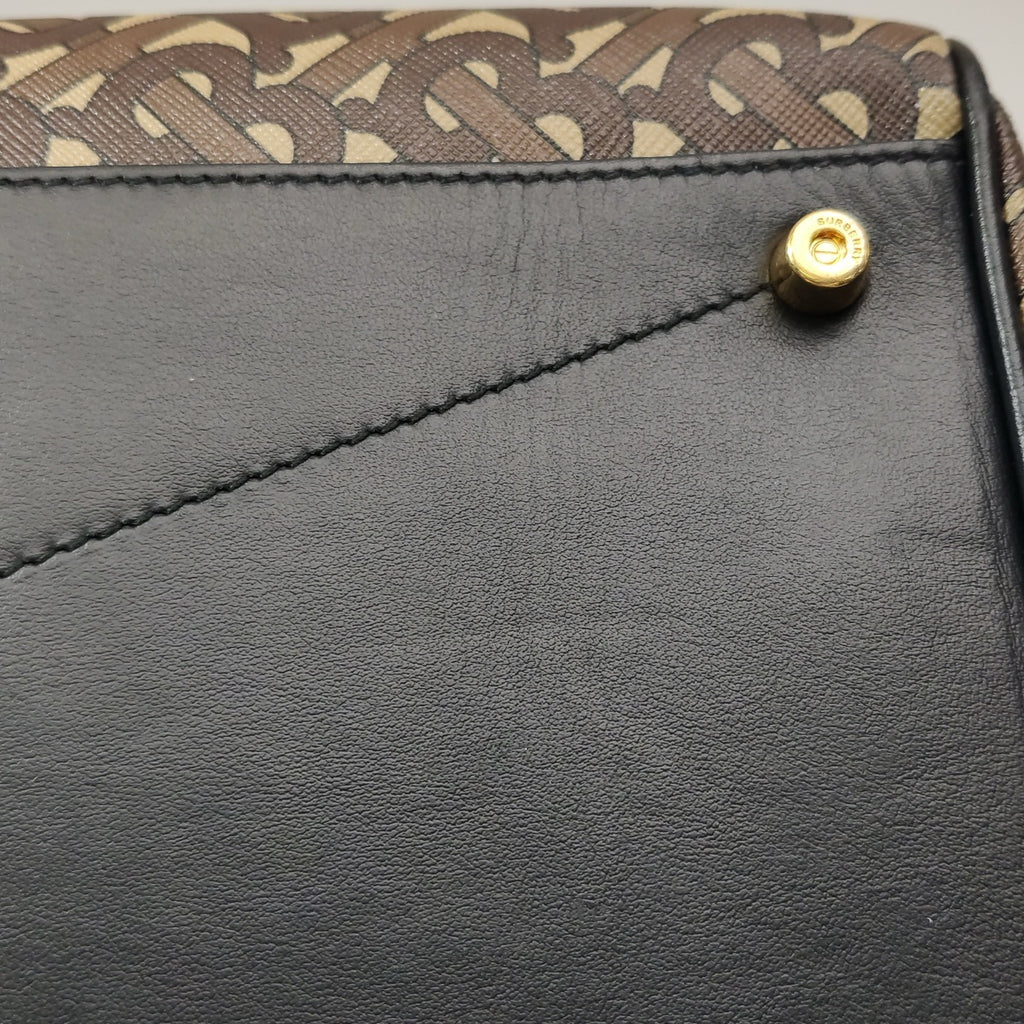 Burberry Crossbody 80226091