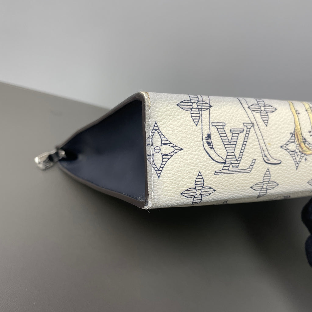 Louis Vuitton Canvas Black Clutch