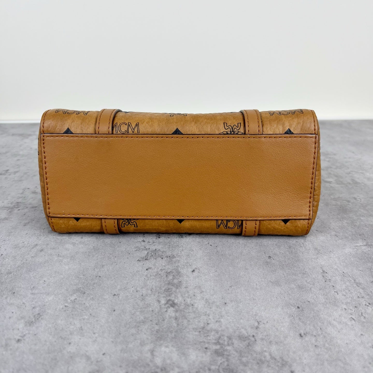 MCM Aren Visetos Zippered Shopping Bag Tote MWPAATN04CO001