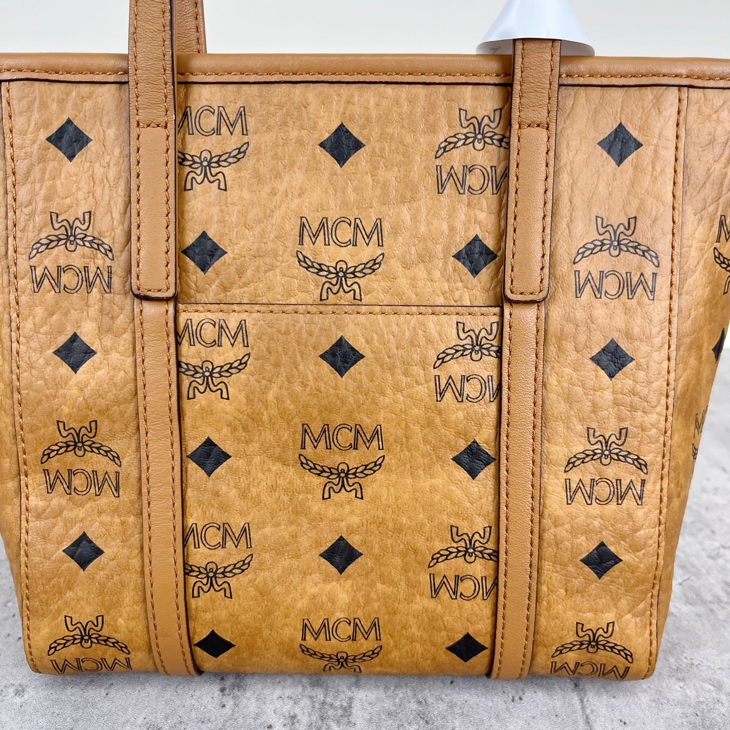 MCM Aren Visetos Zippered Shopping Bag Tote MWPAATN04CO001