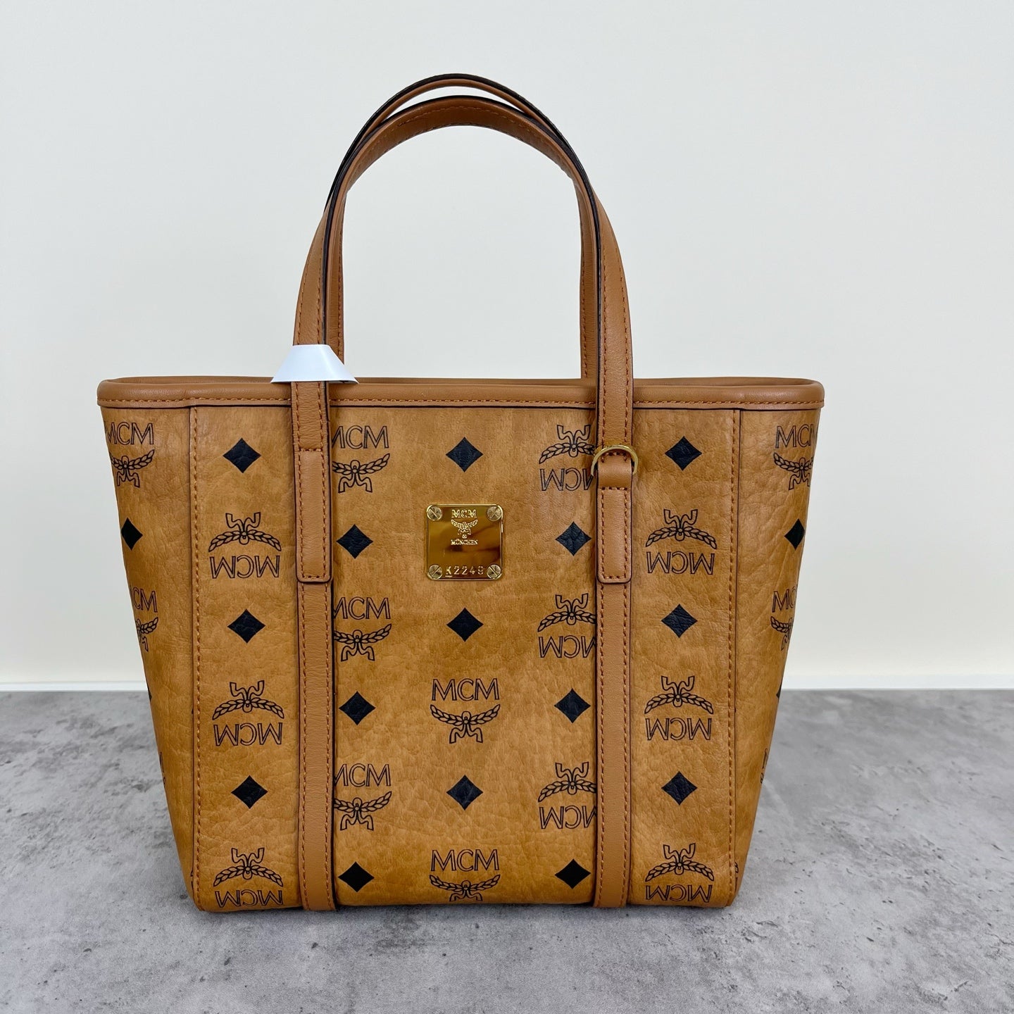 MCM Aren Visetos Zippered Shopping Bag Tote MWPAATN04CO001