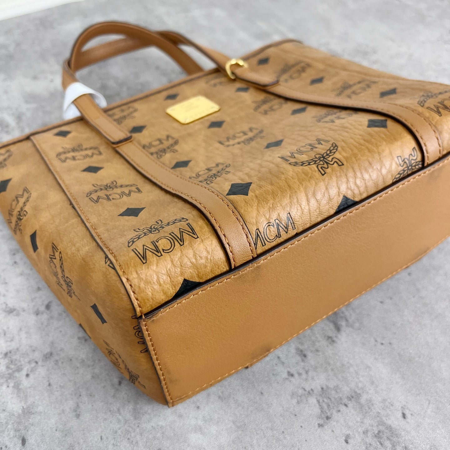 MCM Aren Visetos Zippered Shopping Bag Tote MWPAATN04CO001