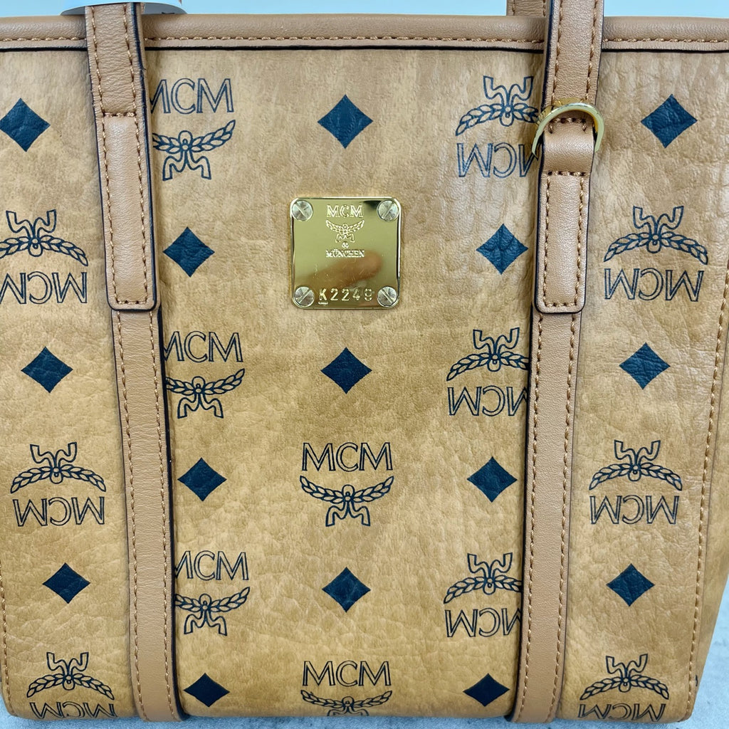 MCM Aren Visetos Zippered Shopping Bag Tote MWPAATN04CO001