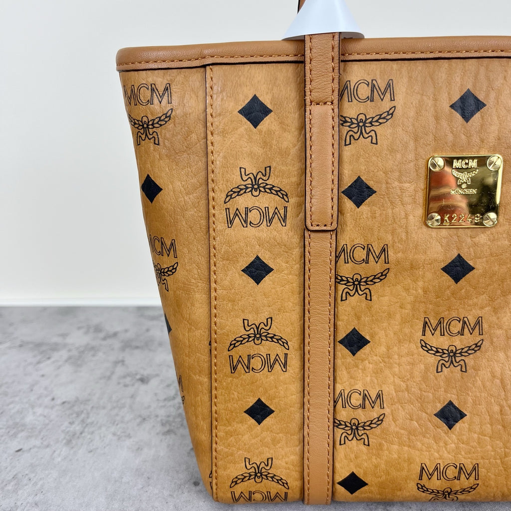 MCM Aren Visetos Zippered Shopping Bag Tote MWPAATN04CO001