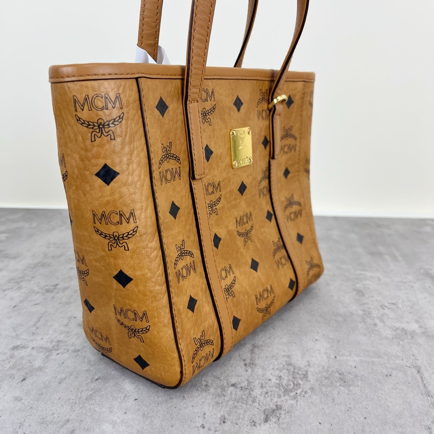 MCM Aren Visetos Zippered Shopping Bag Tote MWPAATN04CO001