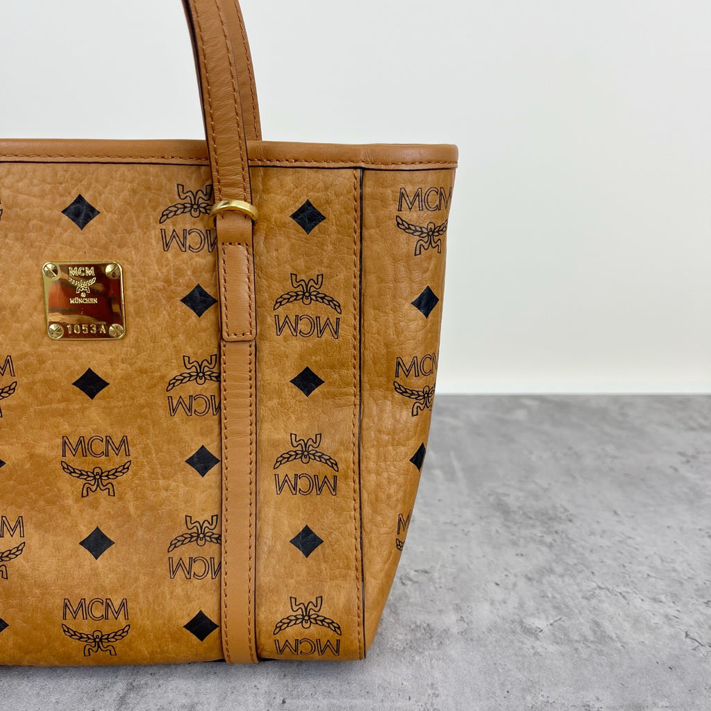 MCM Aren Visetos Zippered Shopping Bag Tote MWPAATN04CO001