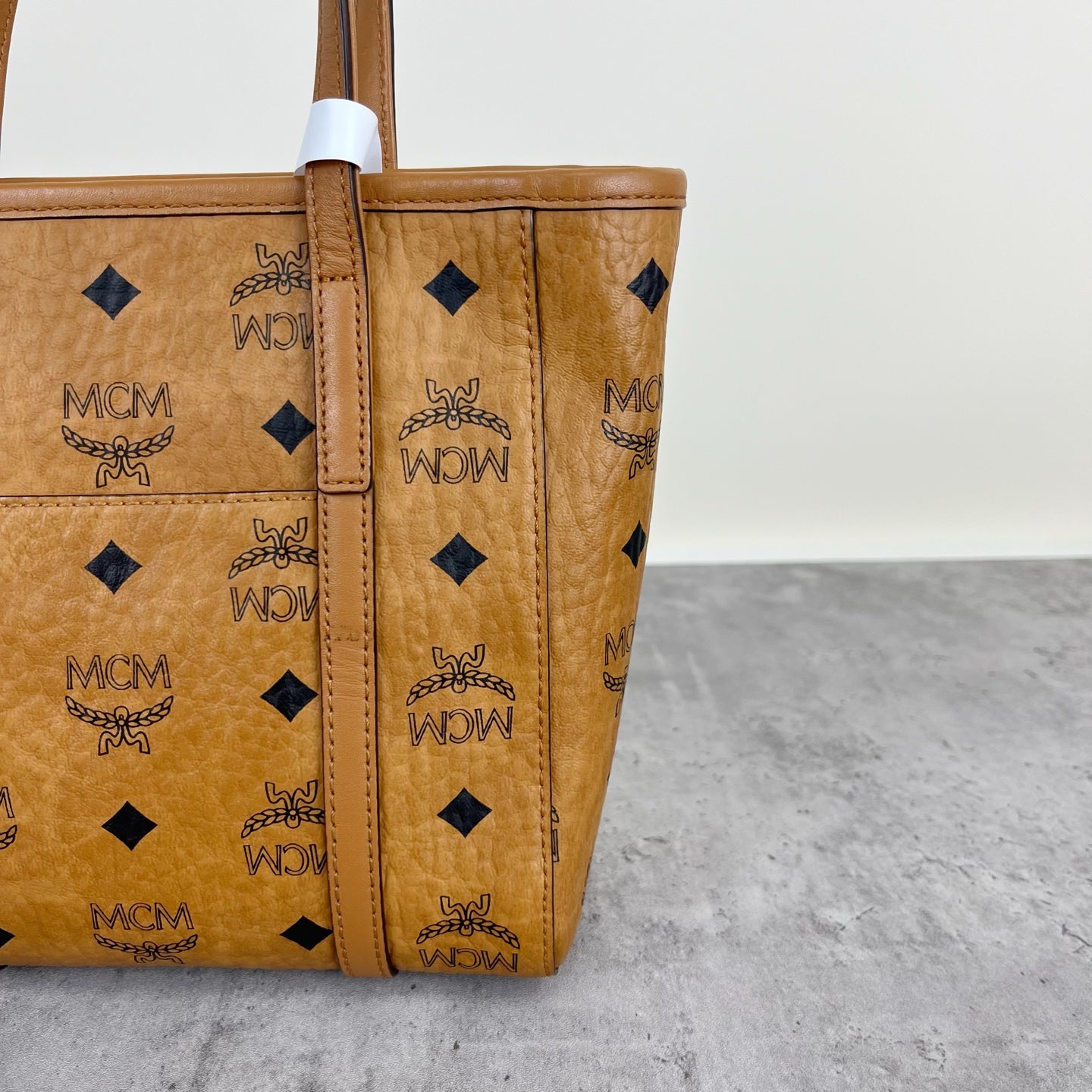 MCM Aren Visetos Zippered Shopping Bag Tote MWPAATN04CO001