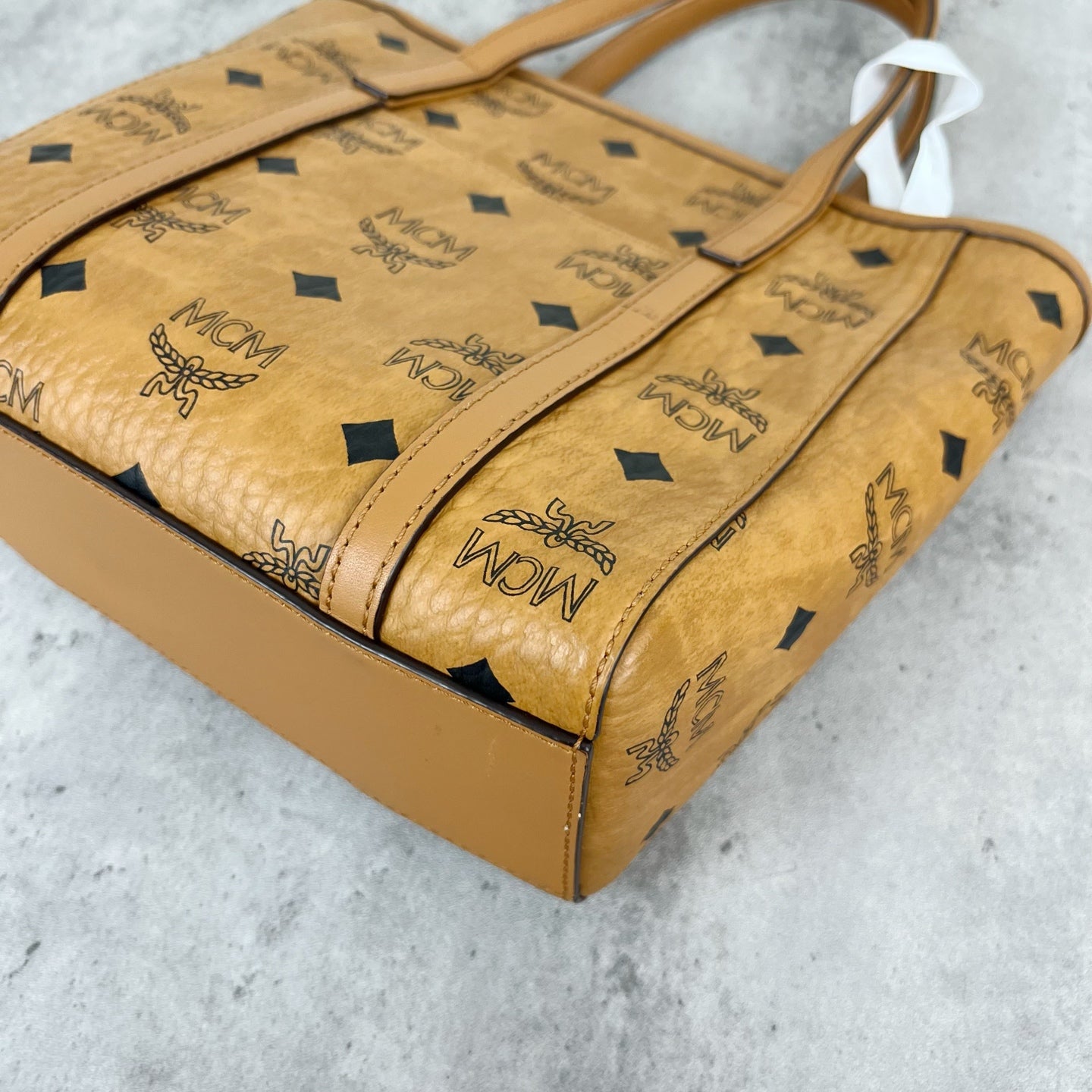 MCM Aren Visetos Zippered Shopping Bag Tote MWPAATN04CO001