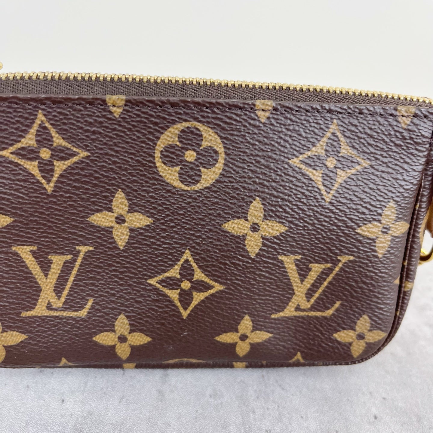 Louis Vuitton Mini Pochette Accessories M58009