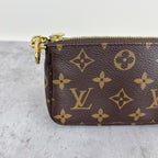 Louis Vuitton Mini Pochette Accessories M58009