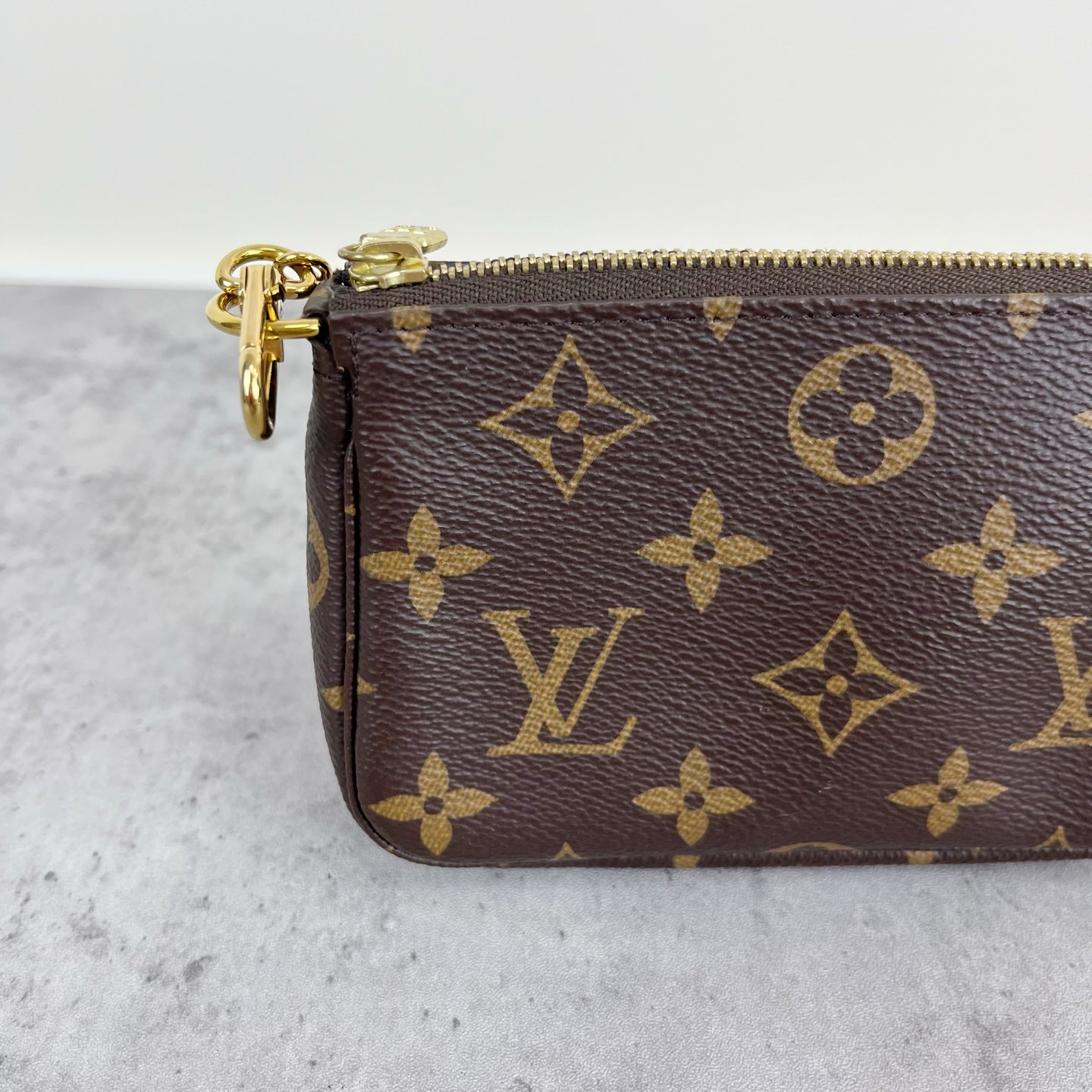 Louis Vuitton Mini Pochette Accessories M58009